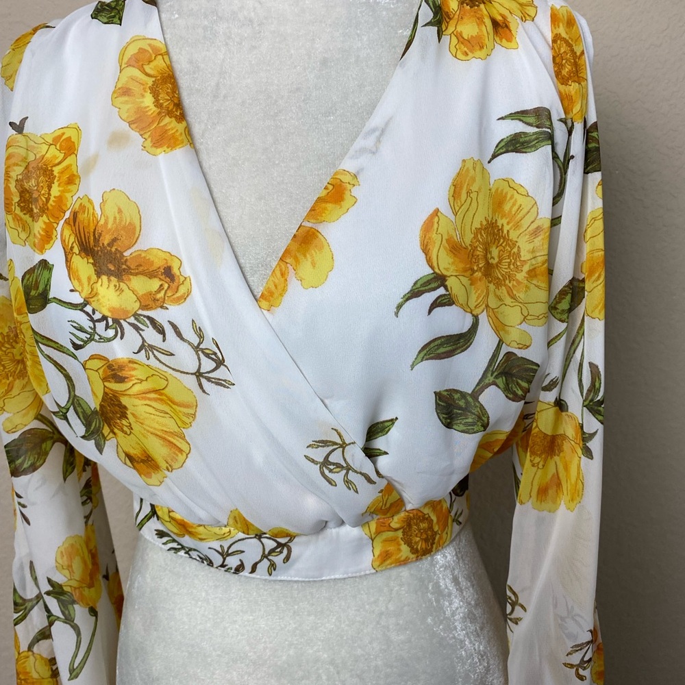 Favlux White & Yellow Floral Print Chiffon Cold Shoulder Crop Top Size Large - Picture 3 of 10